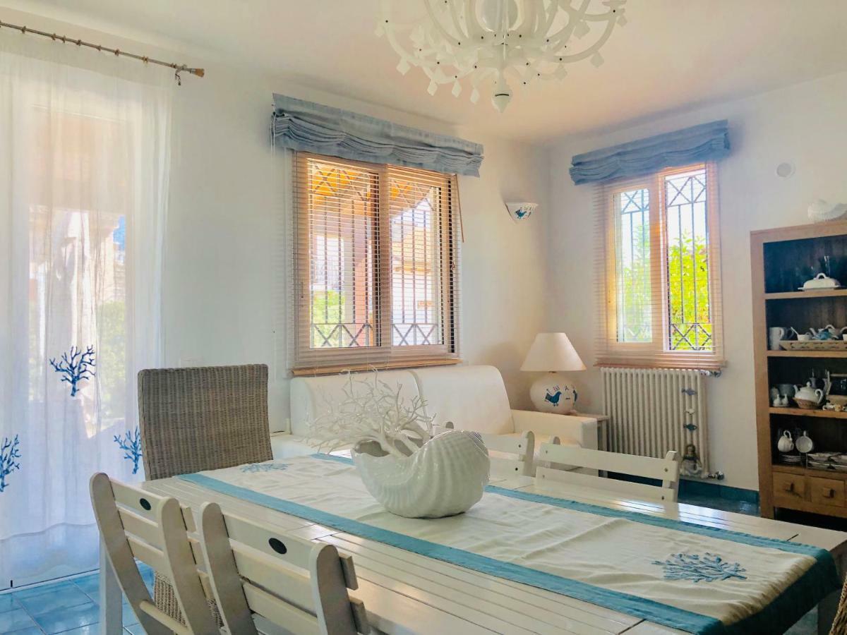 Villa Camelie Campofelice Di Roccella Exteriér fotografie